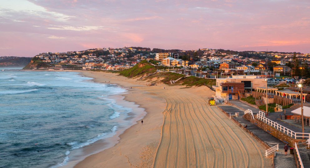Bar Beach, Australia
